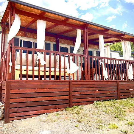 Mobile Nebo Luxus Кленовица